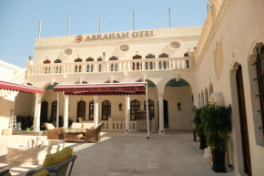 Abraham Otel